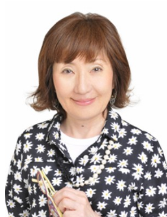 M.MIDORI(ミドリ)先生